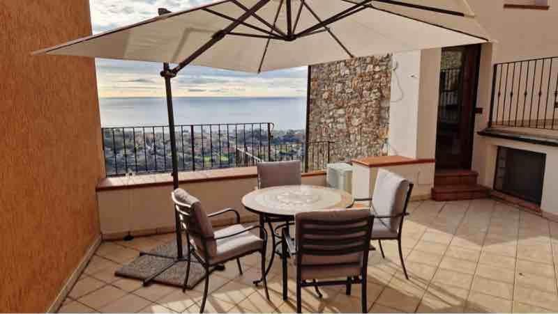 Maison Paradiso: Charme e relax a Pietra Ligure Exterior foto